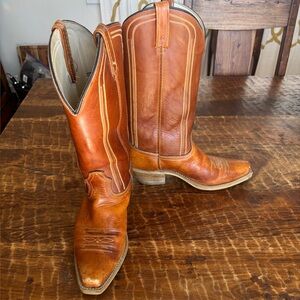 Mens 11D- Dingo Vintage brown leather cowboy boots